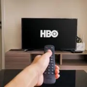 HBO 01 | AIS | สมัคร HBO GO สมัครผ่านทาง AIS คุ้มสุดเดือนละ 99 บาท! พร้อมรับชมได้เพิ่ม 5 ช่องดัง!