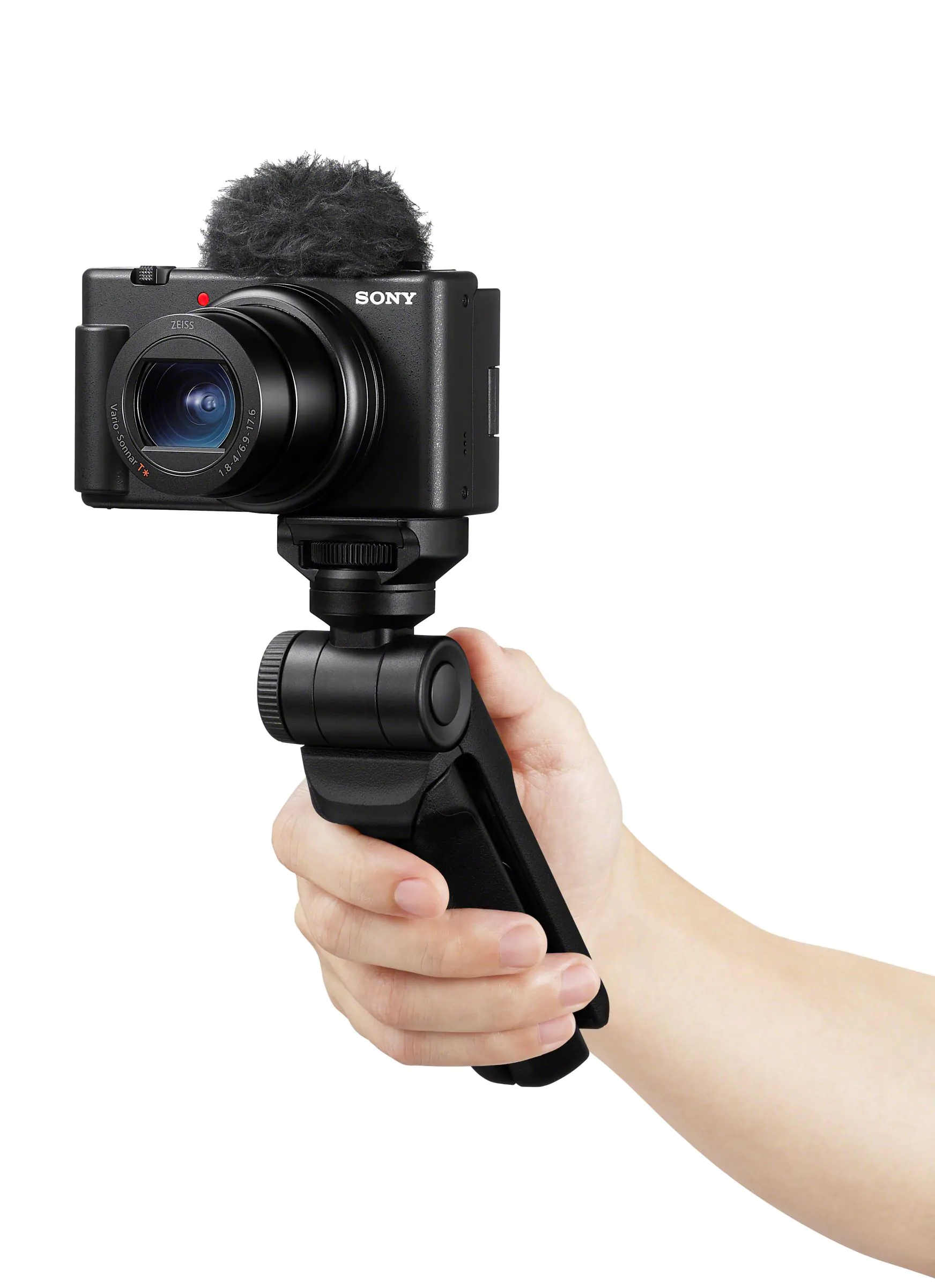 Pic ZV 1 II GPVPT2BT hand black | Sony‬ | สาย Vlog ต้องโดน โซนี่ไทยเปิดตัวกล้อง ZV-1 II ตอบโจทย์คอนเทนต์ครีเอเตอร์