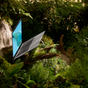 Zenbook S 13 OLED UX5304 Scenario photo 09 | asus | ASUS Zenbook S 13 OLED โน้ตบุ๊กจอ OLED บางที่สุดในโลก บาง 1 ซม. หนักเพียง 1 กก. พร้อมวางจำหน่ายไทย