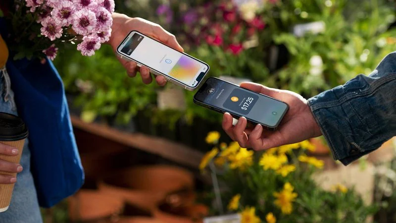 Apple Tap to Pay iPhone | Tap To Pay | LVMH เครือบริษัทธุรกิจสินค้า Luxury ประกาศเตรียมใช้ฟีเจอร์ Tap To Pay สิ้นปีนี้