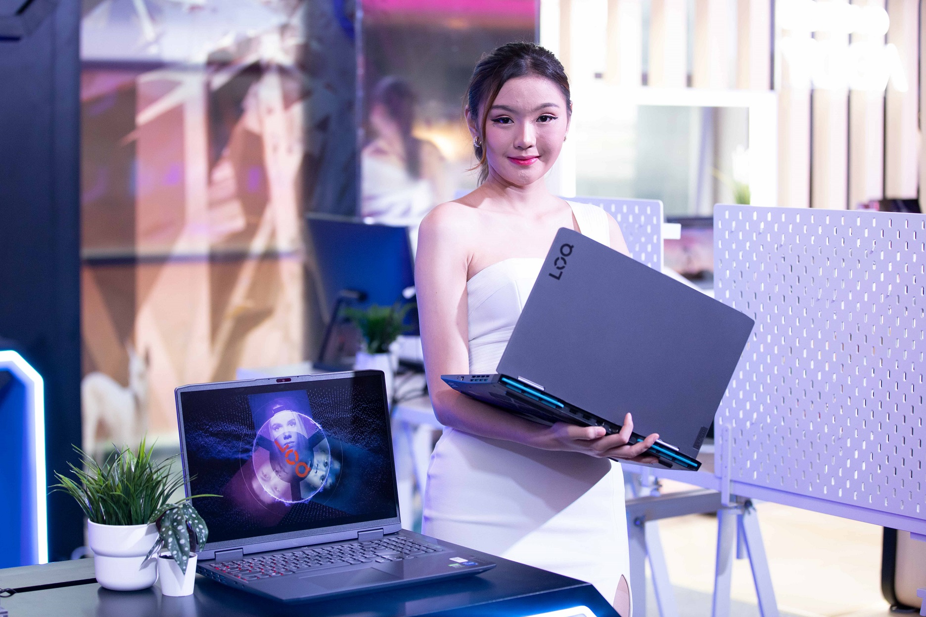 Lenovo 2023 Launch event photo 7 1 | Gen 8) | เลอโนโว เปิดตัวแล็ปท็อปไลน์อัพ Lenovo Yoga และ Lenovo Legion เจนใหม่ล่าสุด