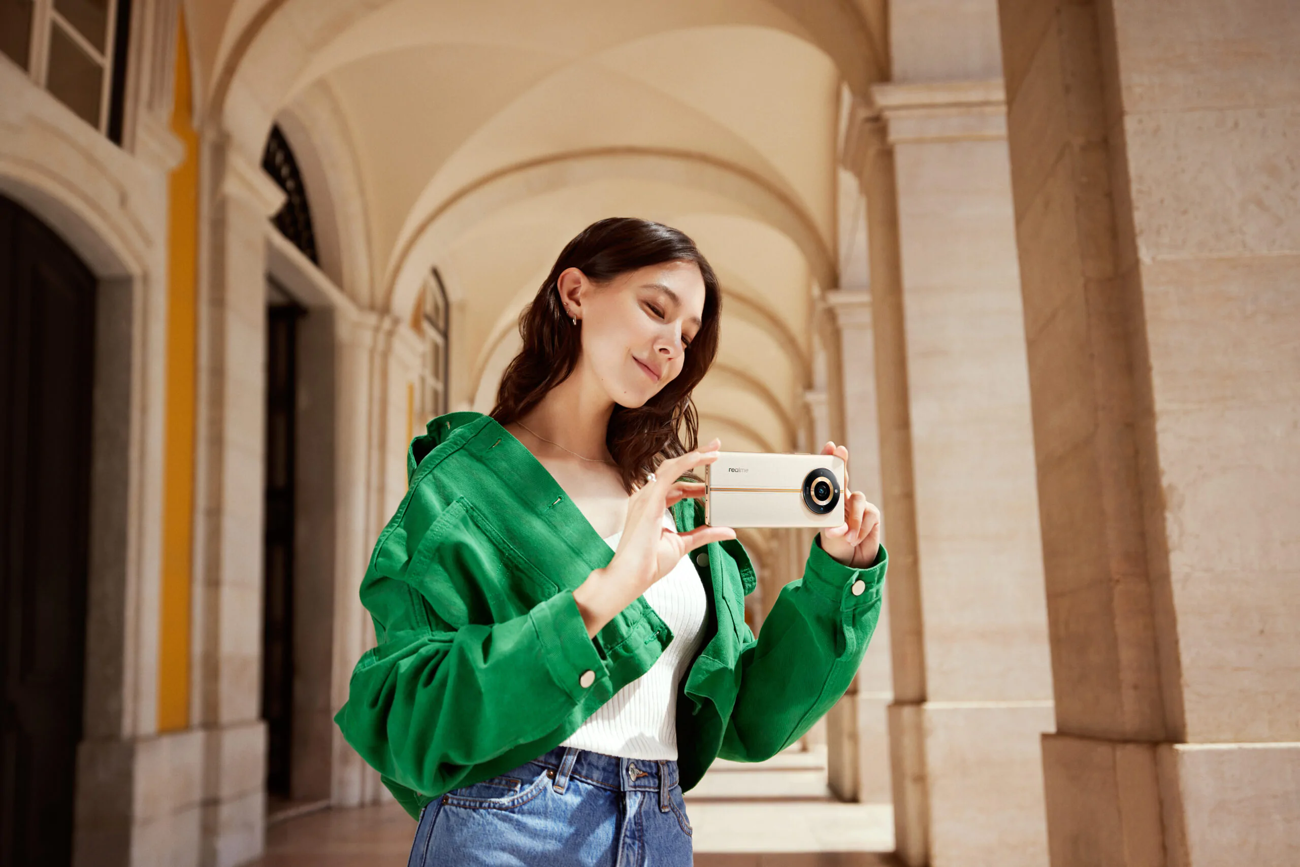 chengdu A beige白 1 scaled | Realme | รายละเอียด realme 11 Pro Series 5G เปิดตัวอย่างเป็นทางการ