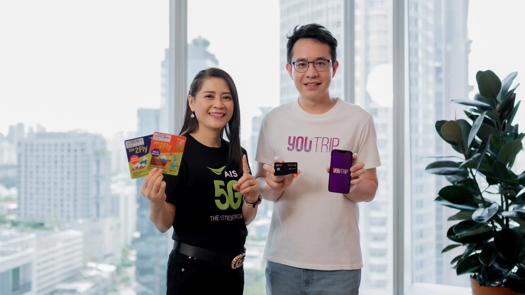 Pic 2 | AIS SIM2Fly | AIS x YouTrip ท่องเที่ยวต่างแดนประหยัดขึ้นด้วยอัตราแลกเปลี่ยนที่ดีกว่า