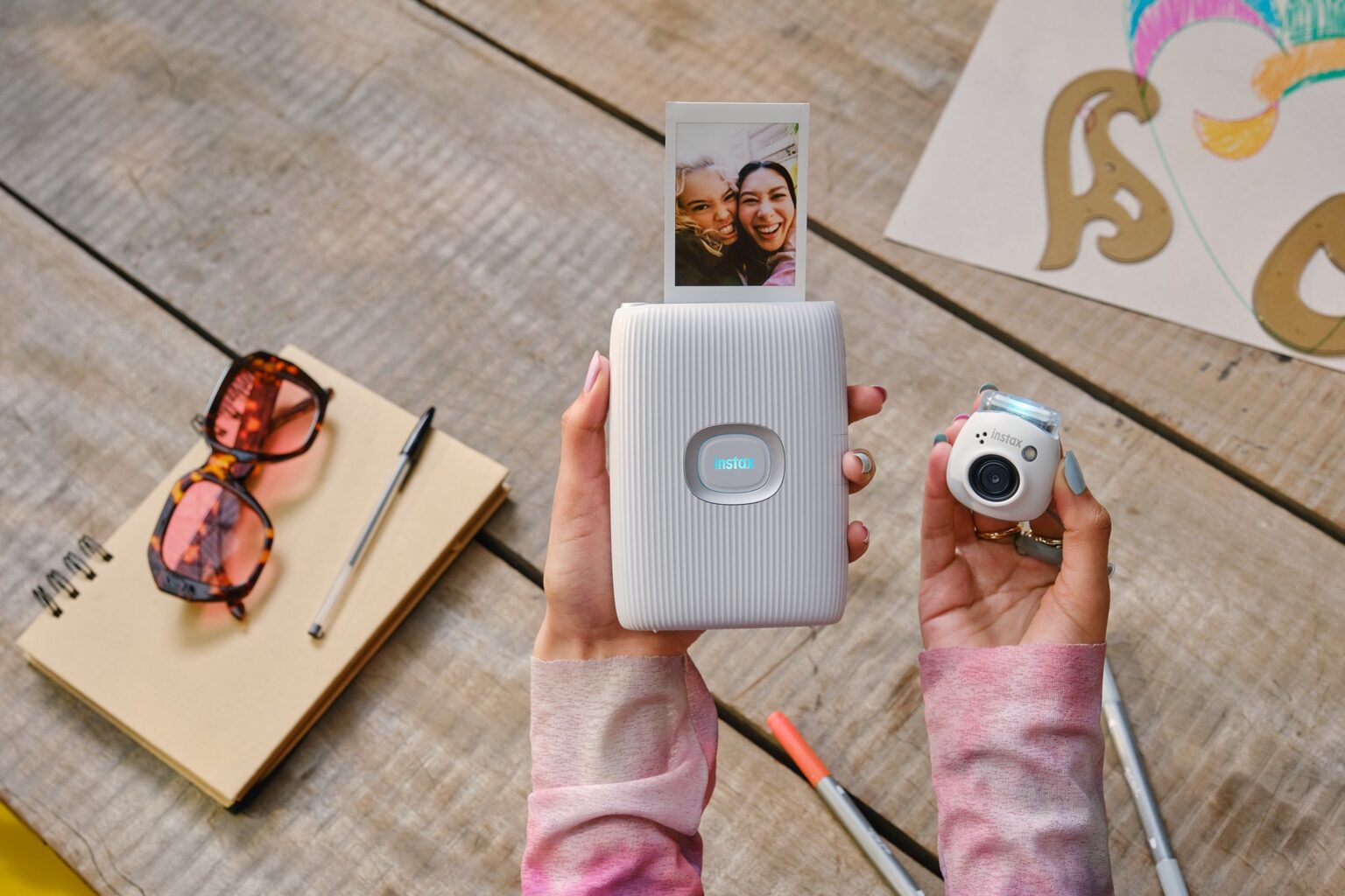 INSTAX Pal กล้องไซส์จิ๋วโดยฟูจิฟิล์มมาพร้อมฟิล์มมินิลายใหม่