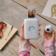 INSTAX Pal Lifestyle 1 | Your Updates | INSTAX Pal กล้องไซส์จิ๋วโดยฟูจิฟิล์มมาพร้อมฟิล์มมินิลายใหม่