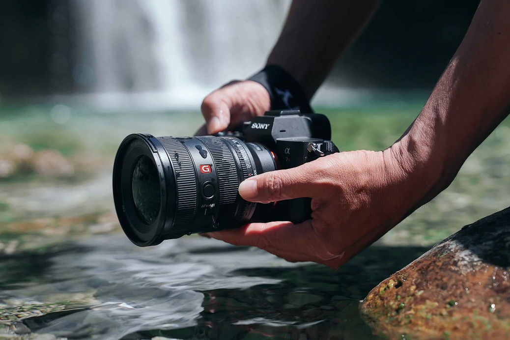 Pic SEL1635GM2 Situation Shot 03 | Alpha 7C II | โซนี่ เปิดจองกล้องในตระกูล Alpha 7C Series 2 รุ่นใหม่ล่าสุด