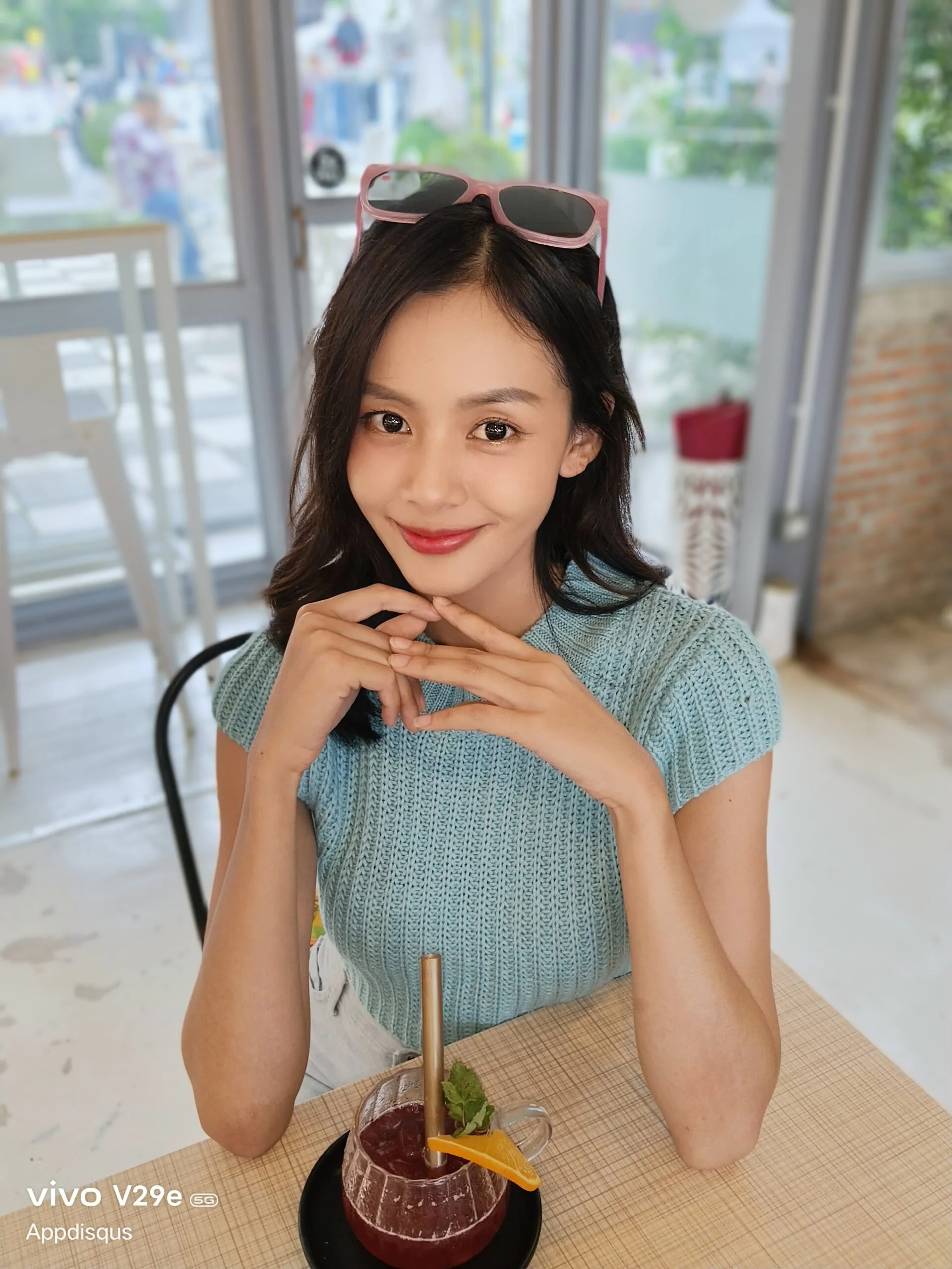 IMG 20231020 165521 scaled | Aura Light Portrait 2.0 | รีวิว vivo V29e 5G ออร่าพอร์ตเทรต ถ่ายสวยเป็นธรรมชาติ รุ่นใหม่! ราคาเข้าถึงง่ายขึ้น