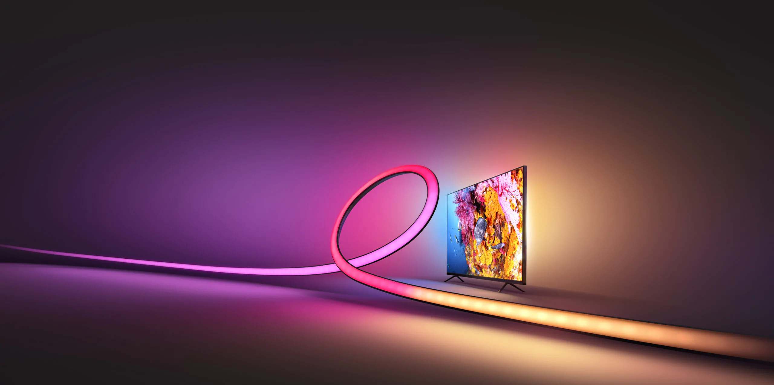 Philips hue Play Gradient Strip scaled | IoT | เปิดผลิตภัณฑ์ ‘Philips Hue’ ใหม่ในไทย ระบบไฟ IoT อัจฉริยะ เน้นด้านโฮมเอนเตอร์เทน และ PC gaming