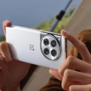 444 | OnePlus | เปิดเผยดีไซน์ของ OnePlus 12 อย่างเป็นทางการ