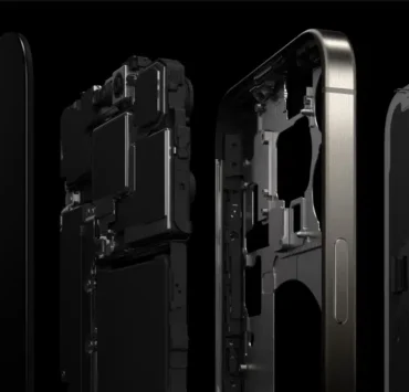 Apple iPhone 15 Pro Max release Price 07.jpg | A17 Pro | เมืองนอกทดสอบความอึดแบตสมาร์ตโฟนเรือธงแต่ละแบรนด์ พบว่า iPhone 15 Pro Max ใช้งานได้นานที่สุด