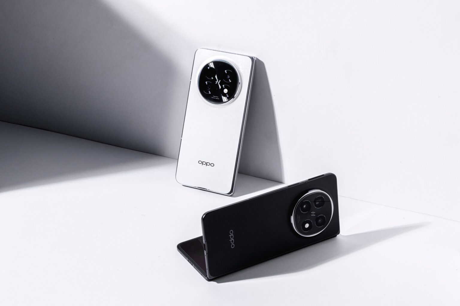 วางจำหน่ายแล้วอย่างเป็นทางการ OPPO Find N5 สมาร์ตโฟนจอพับที่บางที่สุด