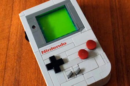 ข่าวลือ LEGO อาจกำลังทำเซ็ต Game Boy ที่มีหน้าจอเป็นเกม Zelda!