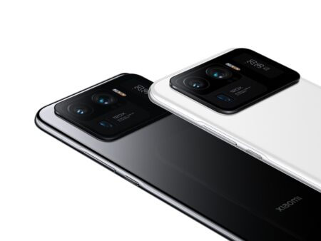 Xiaomi 16 Pro Max คืนชีพสมาร์ตโฟนมีจอหลัง เสริมสเปกแรง Snap 8 Elite Gen 2
