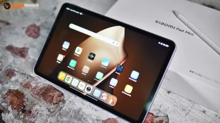 ลองจับ Xiaomi Pad Mini แท็บเล็ต 8.8 นิ้ว พกง่าย ชิปแรง Dimensity 9400+ จอชัด 3K 165Hz