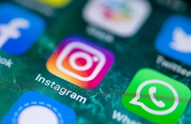 สหรัฐฯ เสนอเงื่อนไขใหม่ ให้นักท่องเที่ยวเปิดเผยประวัติโซเชียลมีเดียก่อนเข้าประเทศ