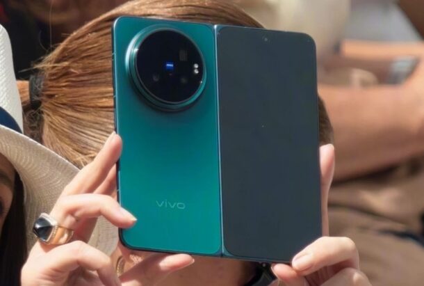 vivo X Fold 6 โผล่ตัวจริงครั้งแรกในงาน French Open ก่อนเปิดตัวสิ้นเดือนนี้