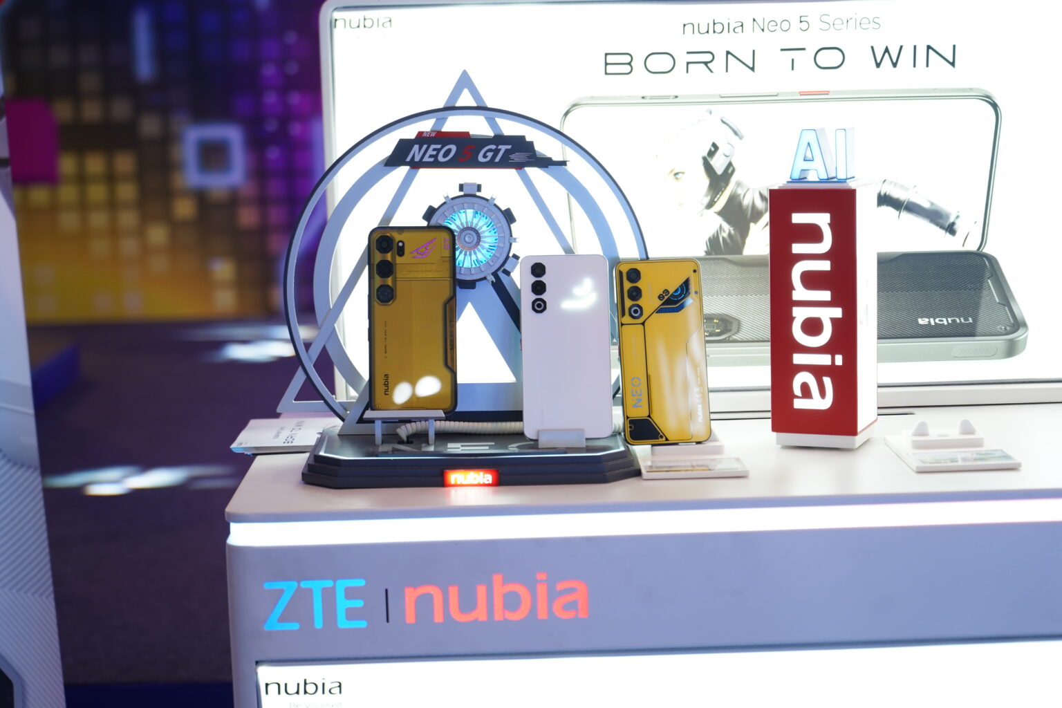 nubia จับมือ IT CITY และ CSC ขยายช่องทางจำหน่าย 250 สาขาทั่วประเทศ ส่ง 5 สมาร์ตโฟนรุ่นเด่น เริ่ม 16 ต.ค. นี้ ราคาเริ่มต้น 3,999 บาท